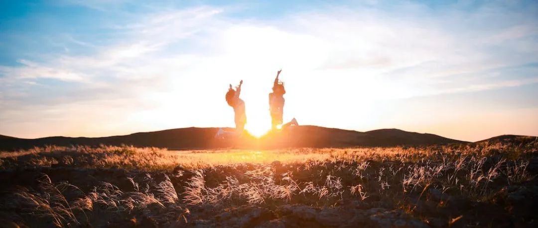 新年首个工作日，一起向下扎根，向上生长